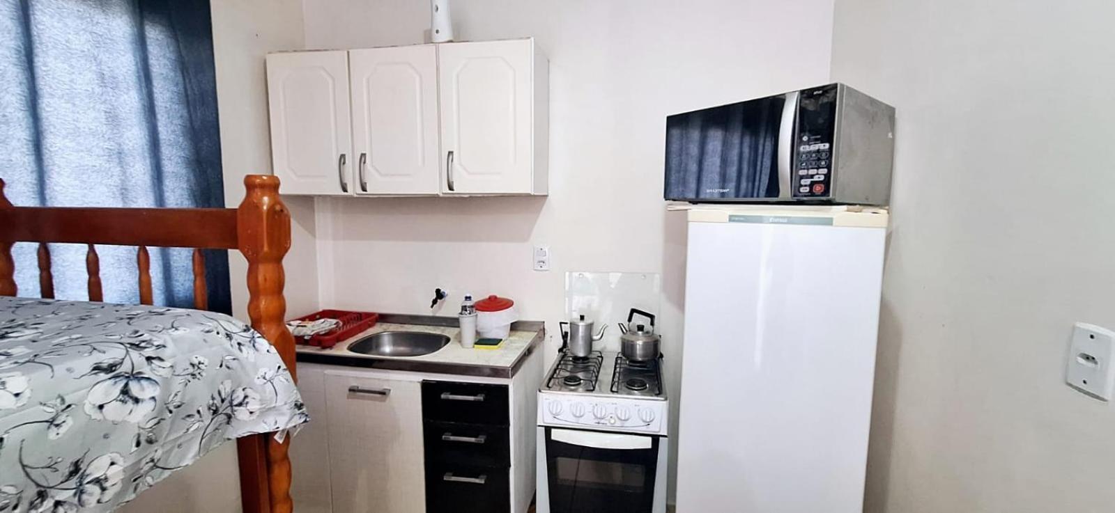 Kitnet S1 Em Torres-Rs - Na Mais Bela Praia Gaucha - Cozinha - Banheiro - Ar Condicionado - Tv E Wi-Fi - Estacionamento - Anfitria Superhost No Bnb Ngoại thất bức ảnh