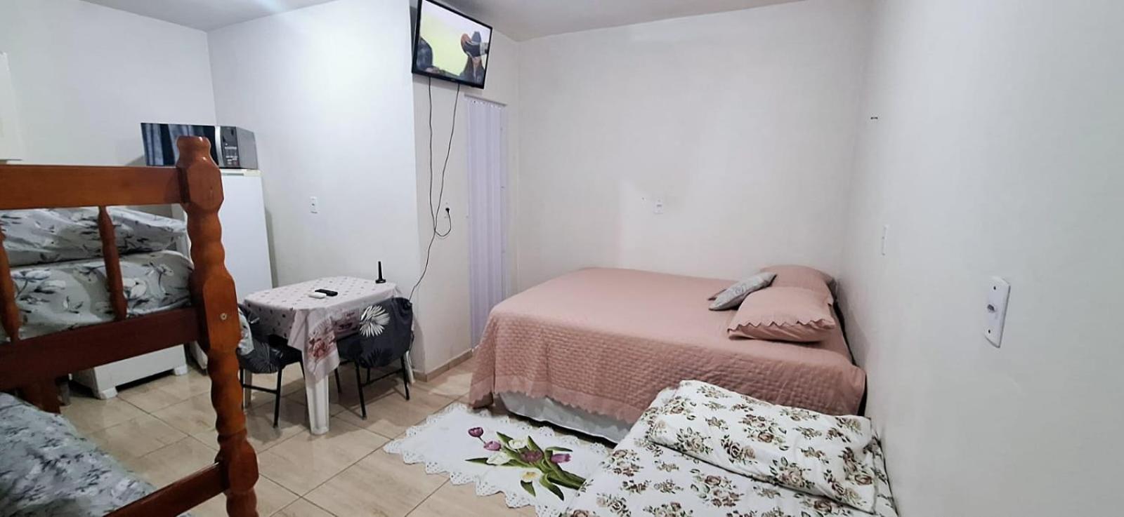 Kitnet S1 Em Torres-Rs - Na Mais Bela Praia Gaucha - Cozinha - Banheiro - Ar Condicionado - Tv E Wi-Fi - Estacionamento - Anfitria Superhost No Bnb Ngoại thất bức ảnh